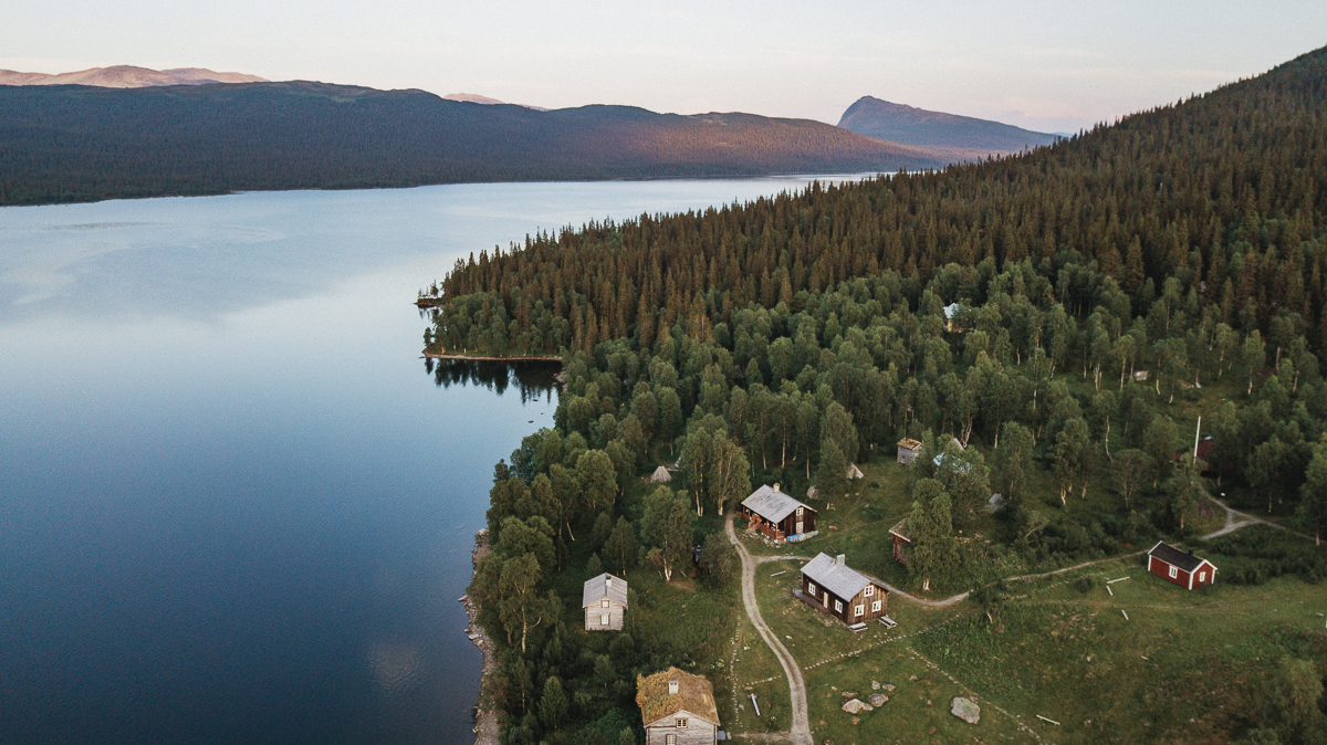 Fatmomakke kyrkstad - Vildmarksvägen