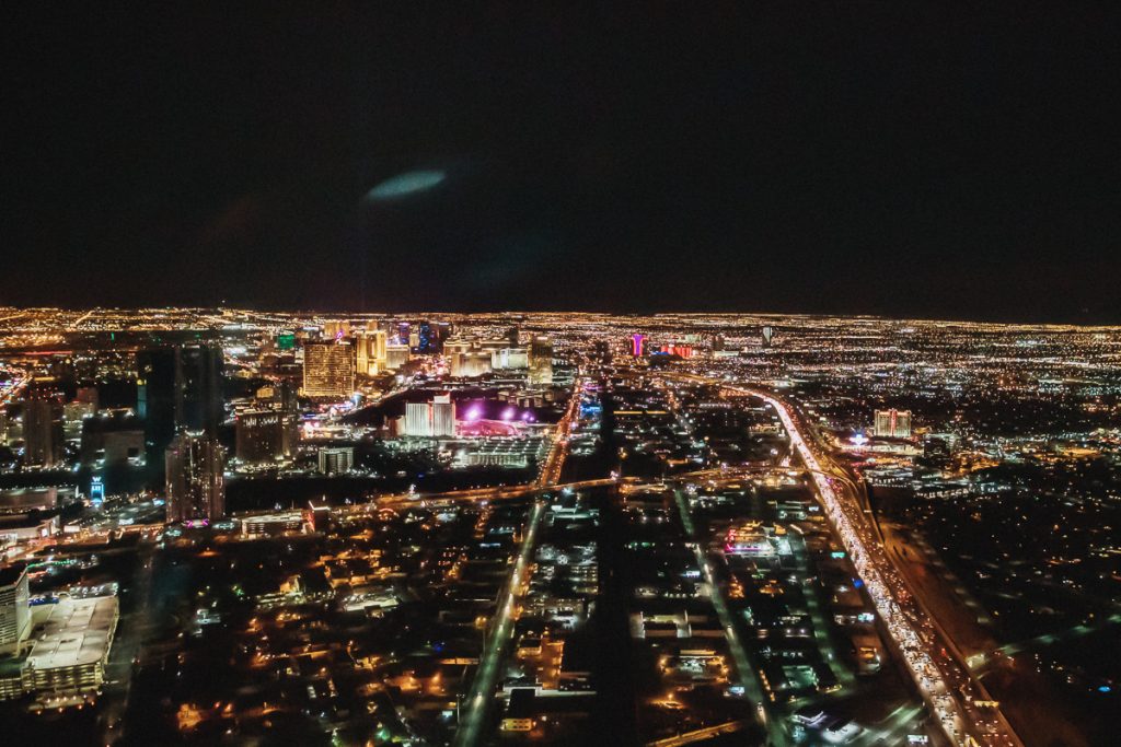 Sightseeing Las Vegas med Maverick Helicopters
